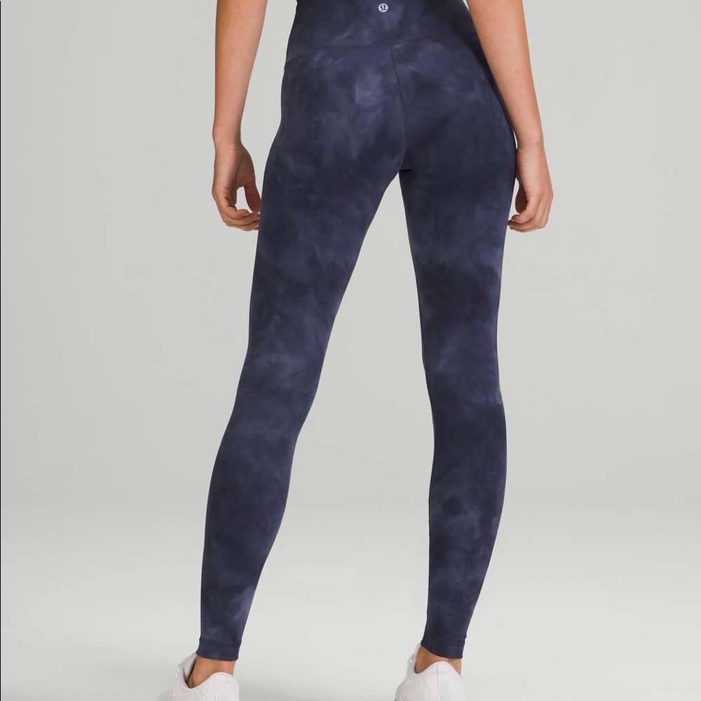 Lululemon wunder train diamond dye blue 28”